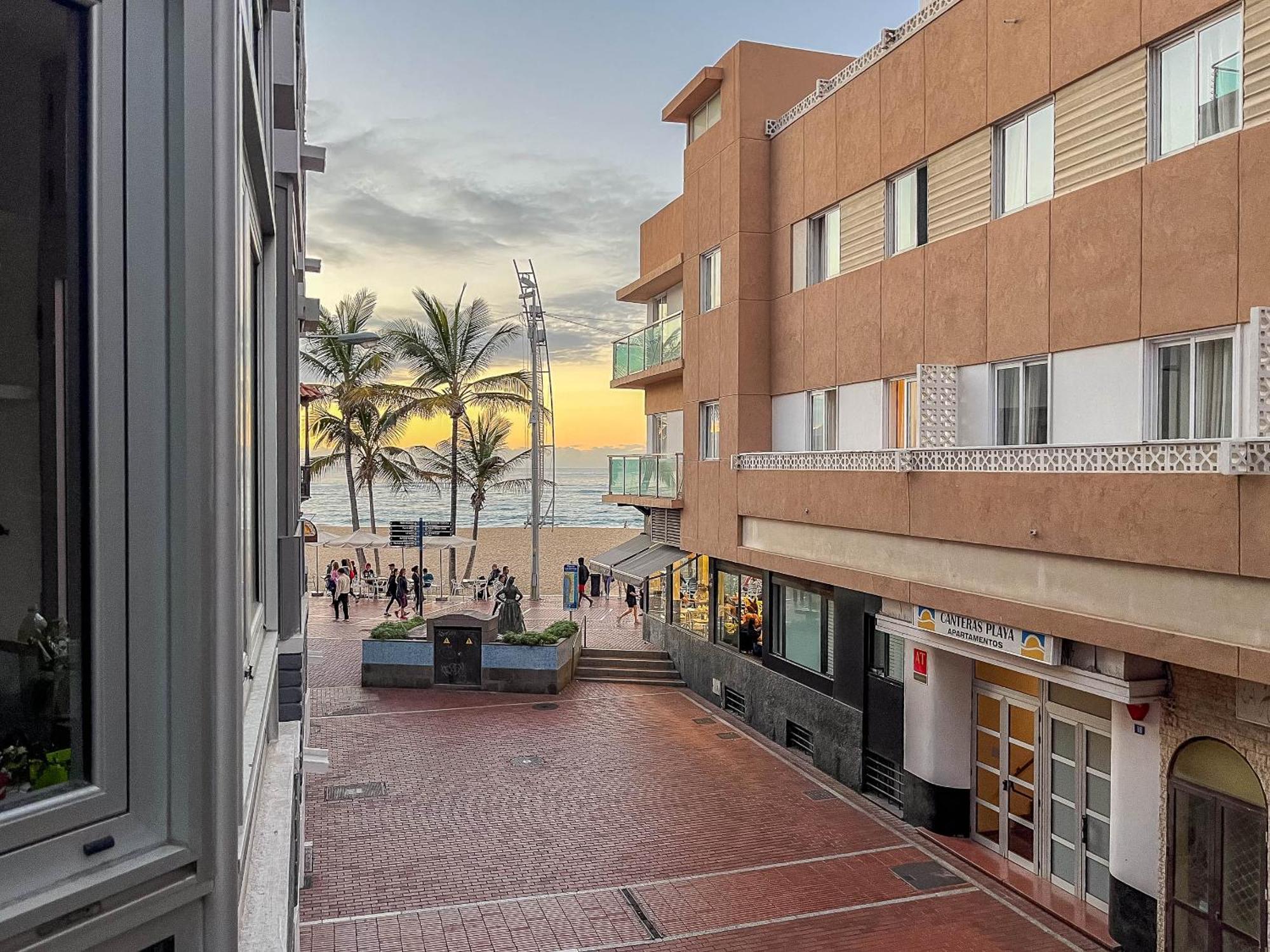 Apartamento A 20 M A Pie Playa De Las Canteras Las Palmas de Gran Canaria Exterior photo